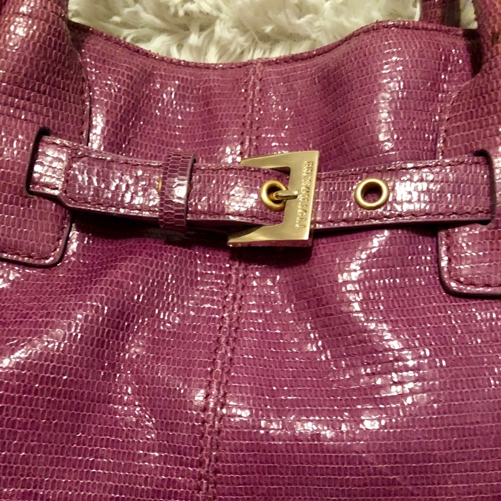 Bruno Magli Handbag w strap